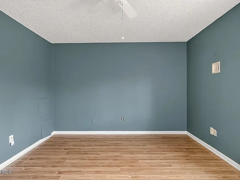 80 Crestwood Ter — Photo 11