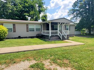 1200 Shady Oak Dr, Ashland, KY 41102