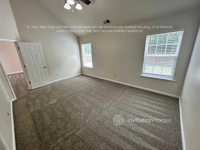 8806 Laurel Run Dr — Photo 13