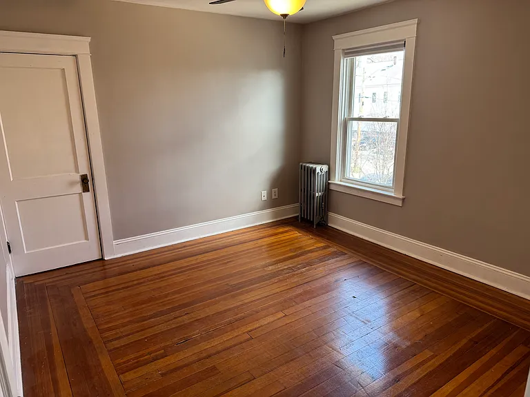110-112 Waltham St #110 — Photo 8