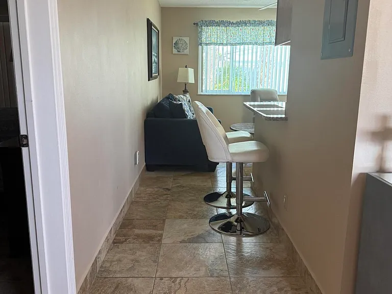 412 Beach Park Ln #167 — Photo 9