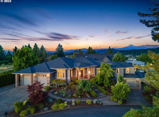 12169 SE Ridgecrest Rd, Happy Valley, OR 97086