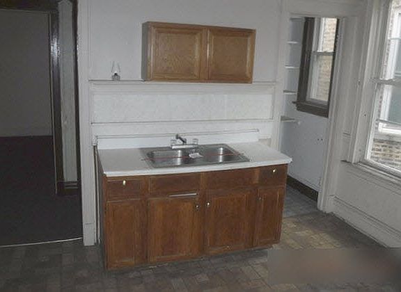 5th image of 7425 S Harvard Ave