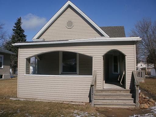 1st image of 120 E 2nd St
