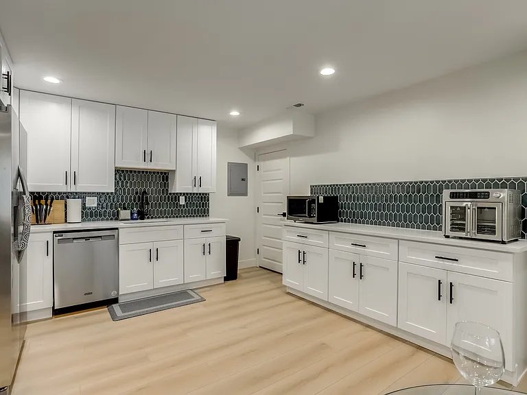 9765 Dunning Cir #BASEMENT — Photo 2