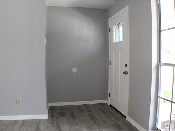 2nd image of 8517 Misty River Ct