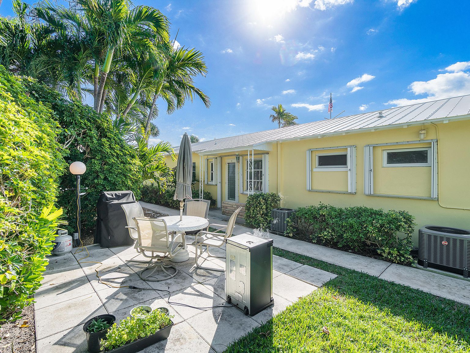 340 Inlet Way 12, Palm Beach Shores, FL 33404 Zillow