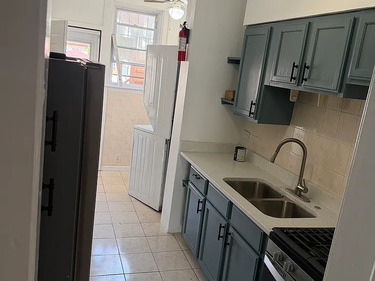 5418 N Kimball Ave — Photo 4