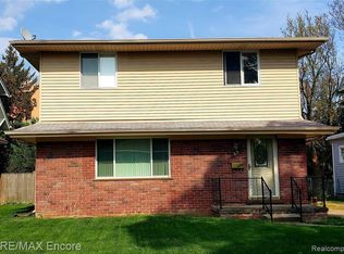 65 Oneida St, Pontiac, MI 48341