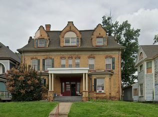 215 E Lincoln Ave APT 3, New Castle, PA 16101