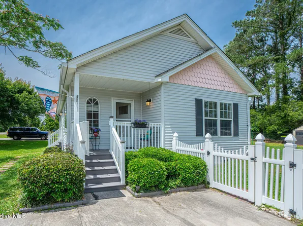 240 Wildwood Street NW, Shallotte, NC 28470