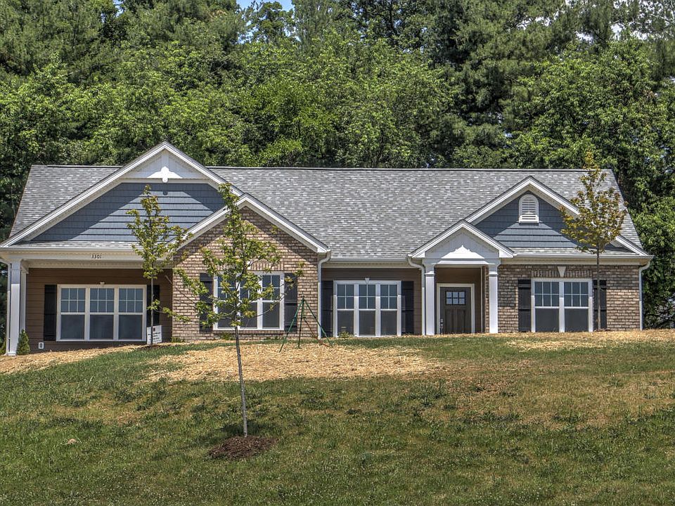 1st image of 3301 Nicholas Ct NE