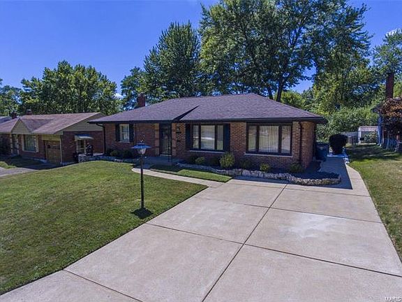 2nd image of 10107 Shapfield Ln