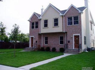 1B Owen St, Westbury, NY 11590