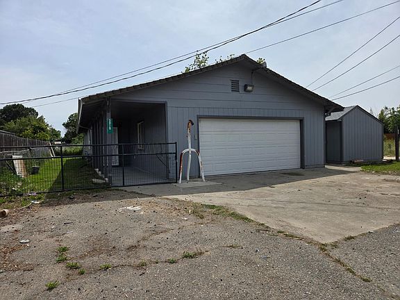 2nd image of 5010 Powerline Rd Spc D