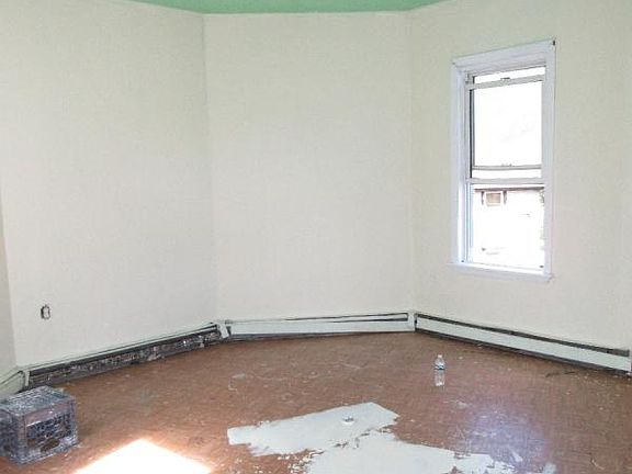 5th image of 420 Medford St #3
