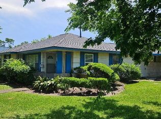 6002 Doulton Dr, Houston, TX 77033