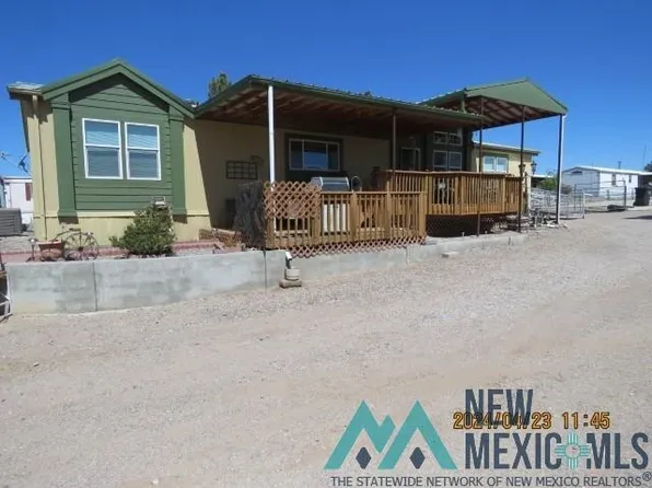 608 Travis St, Elephant Butte, NM 87935