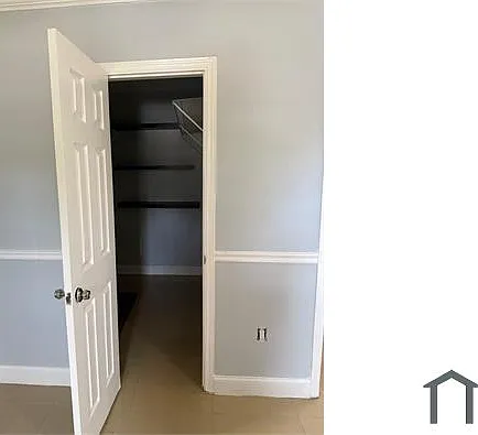 2401 Largo Dr — Photo 8
