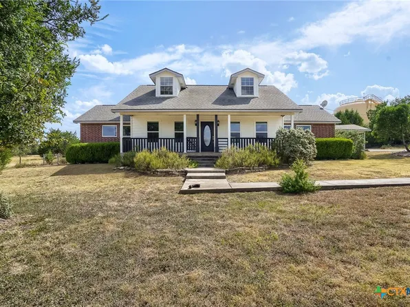 162 Arnold Dr, Canyon Lake, TX 78133