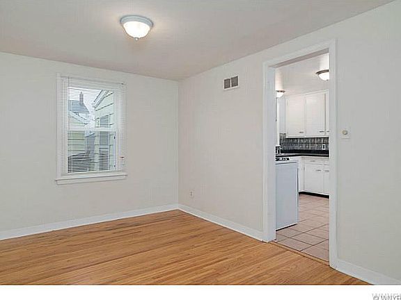 4th image of 277 Euclid Ave