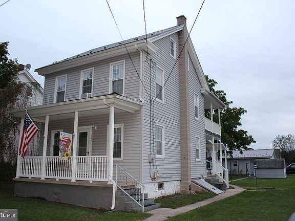 3rd image of 107 N Keystone St