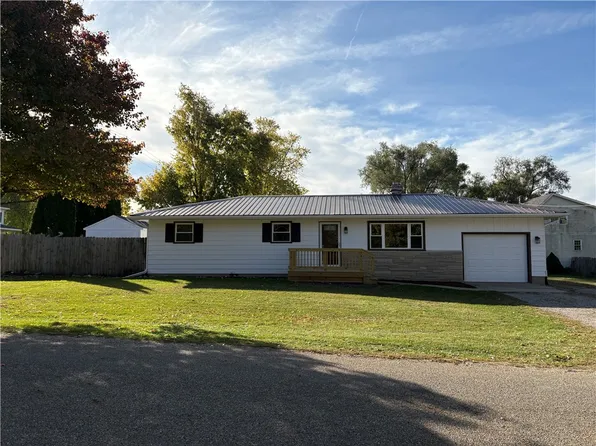209 Green St, Rossville, IL 60963
