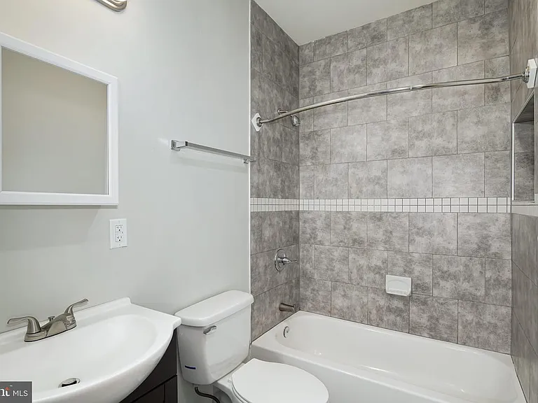 2408 W Thompson St #1 — Photo 6