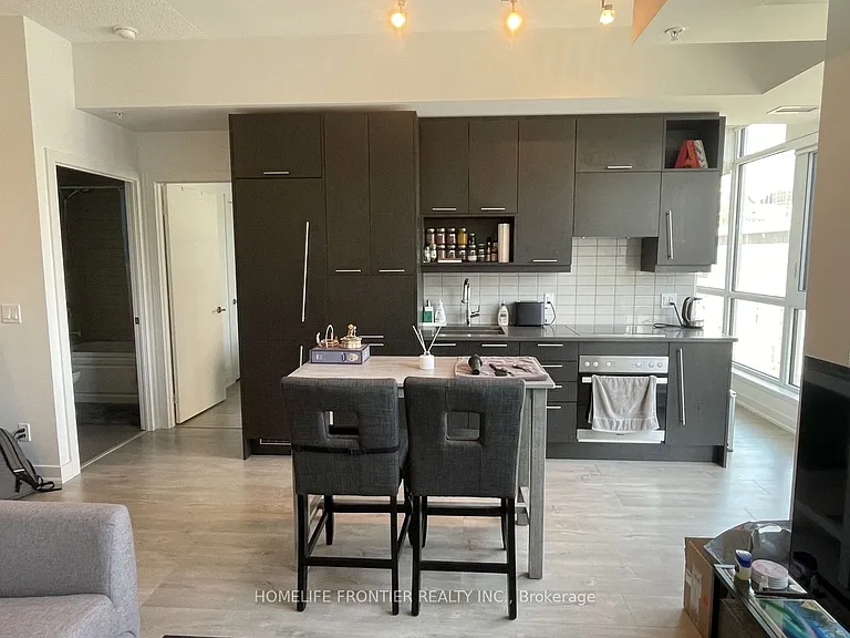 30 Nelson St #1606 — Photo 4