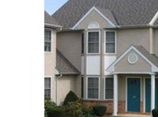 122 Primrose Ln, Reading, PA 19610