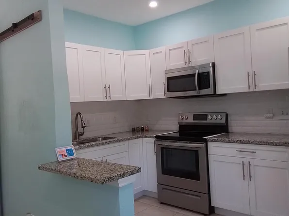 2627 NE 4th Street NE, Boynton Beach, FL 33435