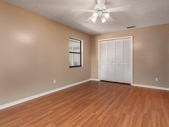 5th image of 112 Waldemar Ct SE