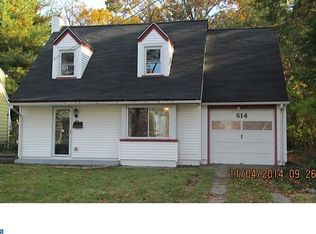 614 Chestnut St, Palmyra, NJ 08065