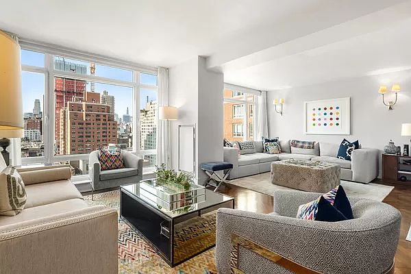 1st image of 205 E 85th St #14CD