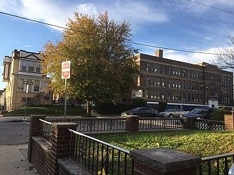 2nd image of 5343 W Berks St