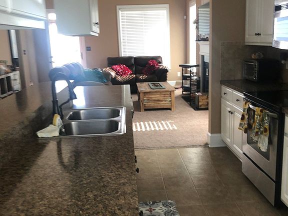 5th image of 3701 Ashford Dr