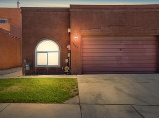7104 Canary Ln NE, Albuquerque, NM 87109