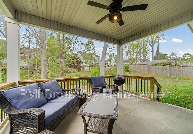 181 Sherlock Dr — Photo 25