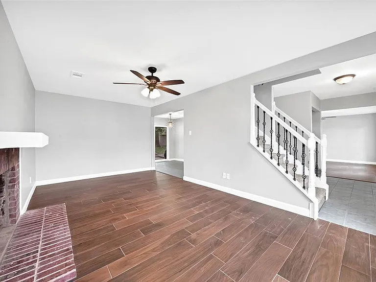 18035 Rolling Creek Dr — Photo 6