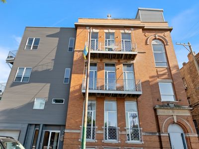 2411 W Walton St APT 2B, Chicago, IL, 60622