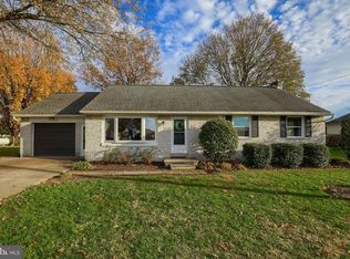 219 E Lancaster Ave, Denver, PA 17517