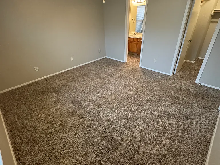 6203 Settlers Square Ln — Photo 5
