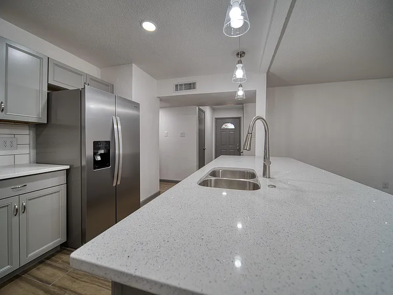11144 Pink Coral Dr — Photo 3
