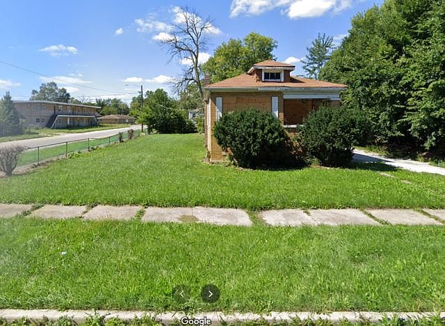1st image of 15144 Paulina St