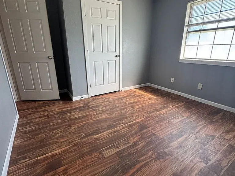 526 Wilkes St #5 — Photo 6