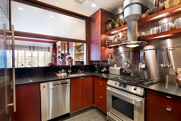 Sold by Brown Harris Stevens | media 18