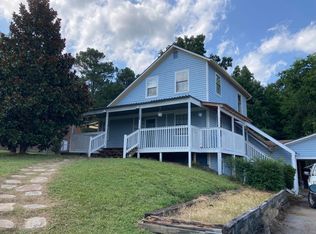 158 Ridgewood Dr, Chickamauga, GA 30707
