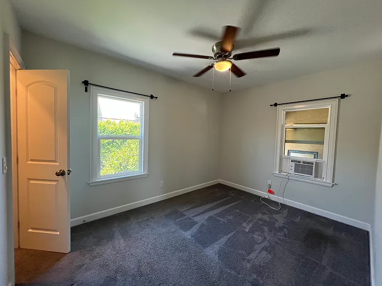151 N Wilson Ave #6 — Photo 9
