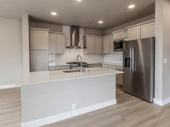 4916 Autumn Leaf Dr, Timnath, CO 80547