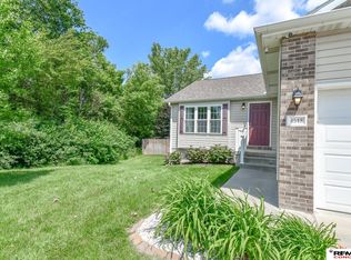 4548 W Ludwig Dr, Lincoln, NE 68528